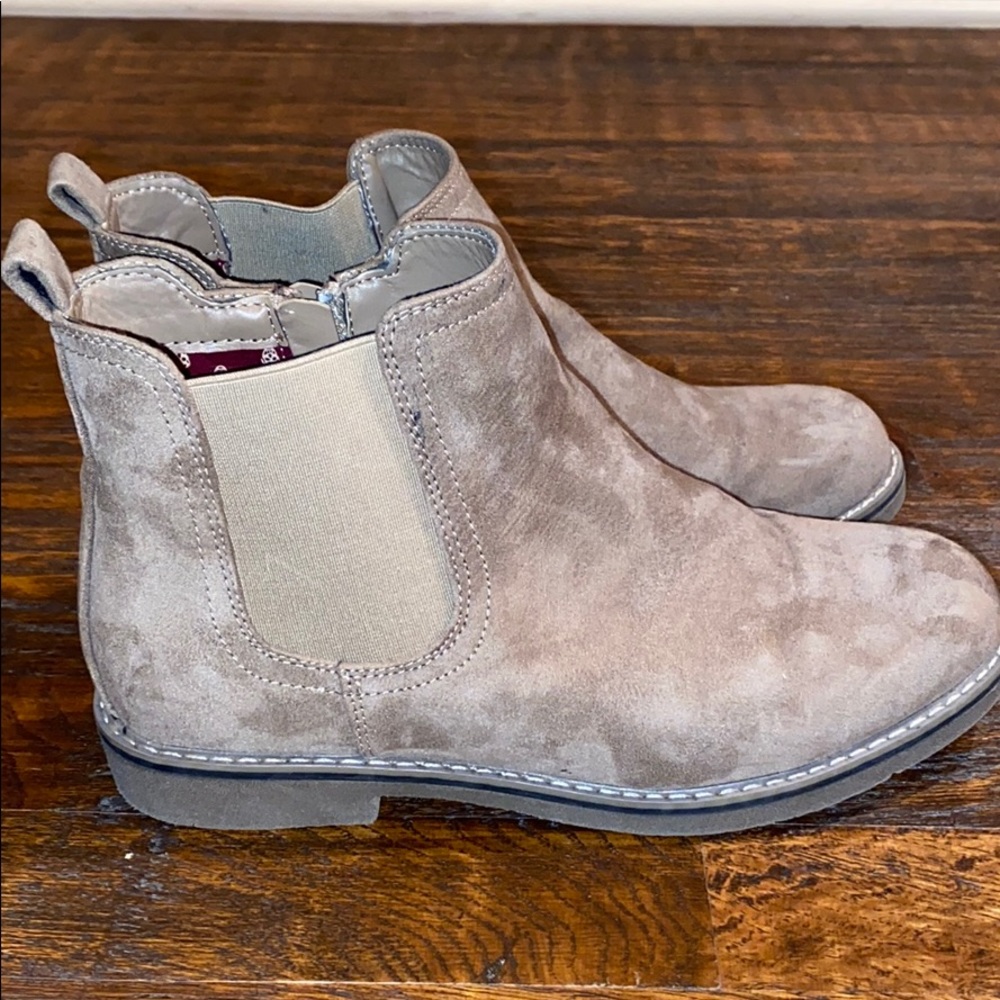 Men’s highline Chelsea boot Steve Madden